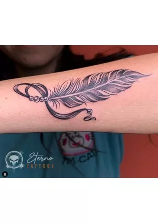 A beautiful feather tattoo