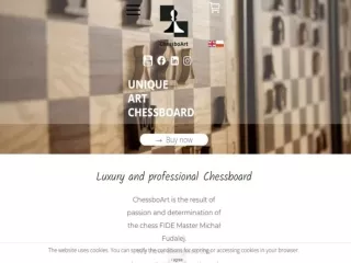 Vertical chess set